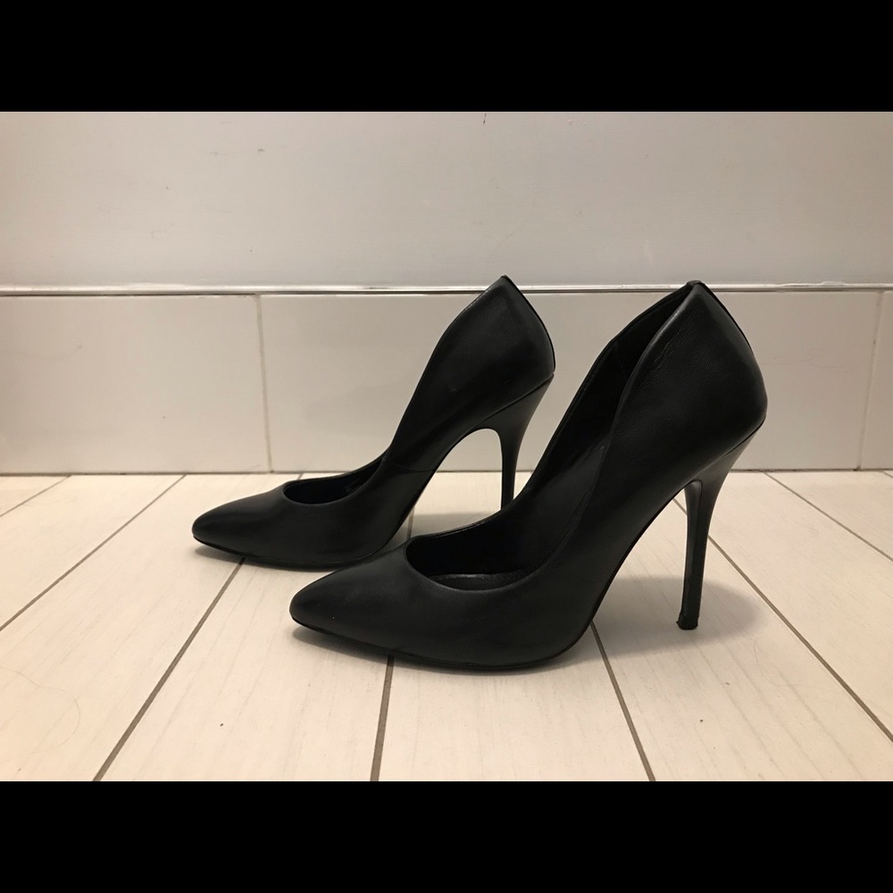 Steve Madden pumps